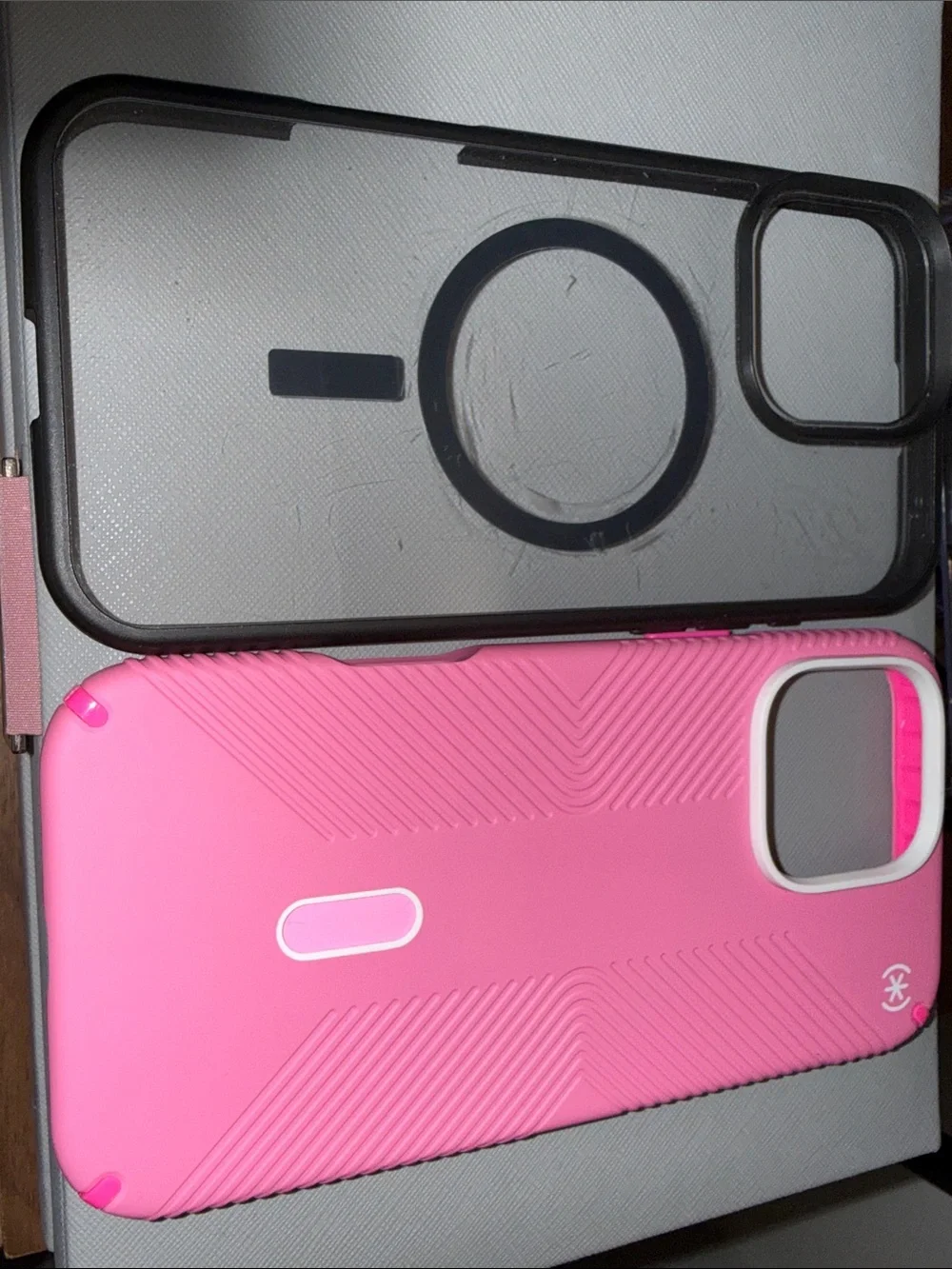 Speck Pink Dual-Layer Rugged Phone Case BUNDLE